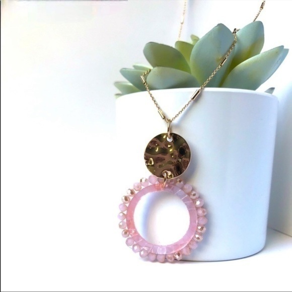 Glass Bead Pink Round Circle Pendant Resin Gold Tone Long Necklace - Picture 4 of 6